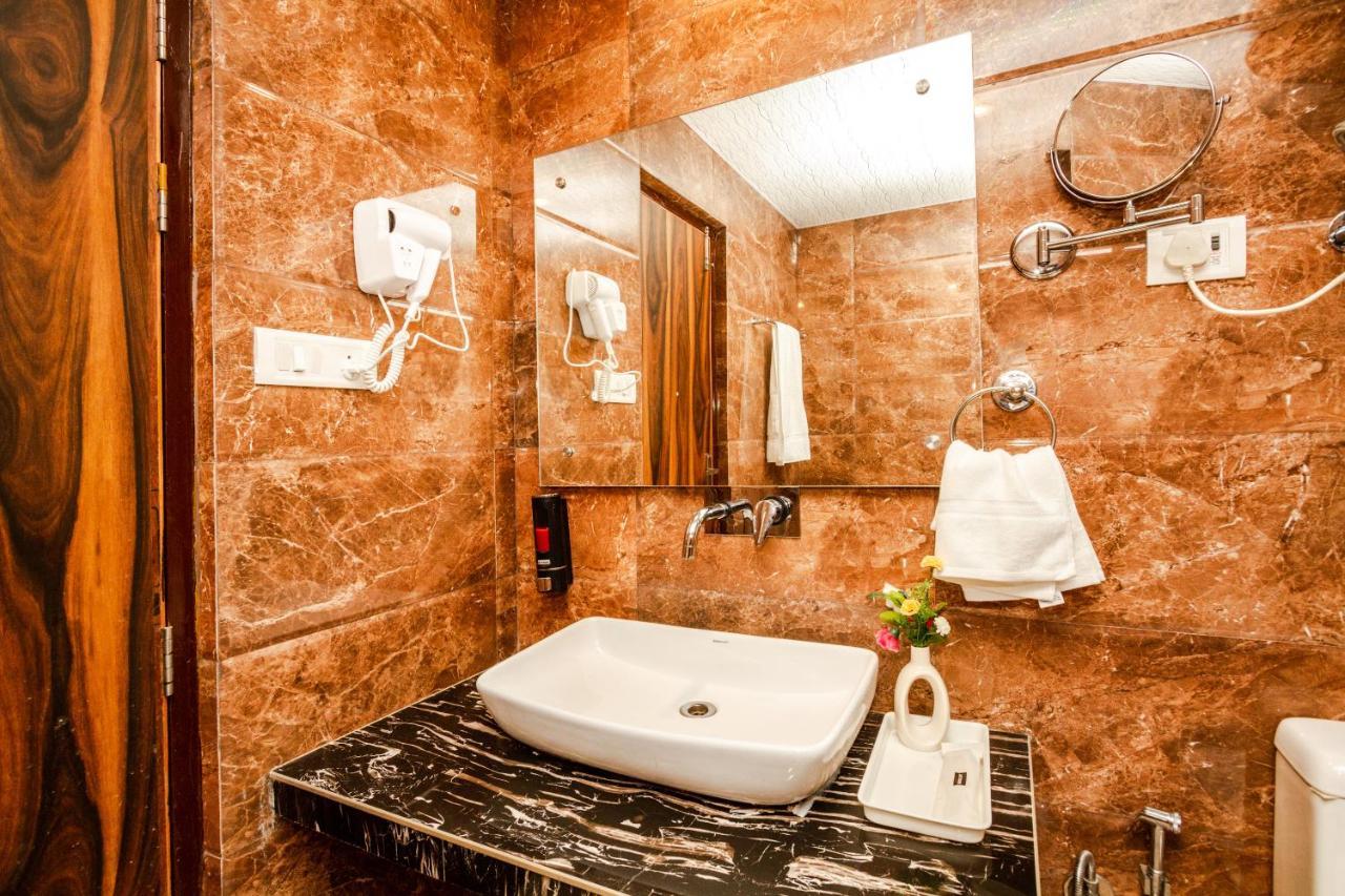Hotel Eden Oaks 3*